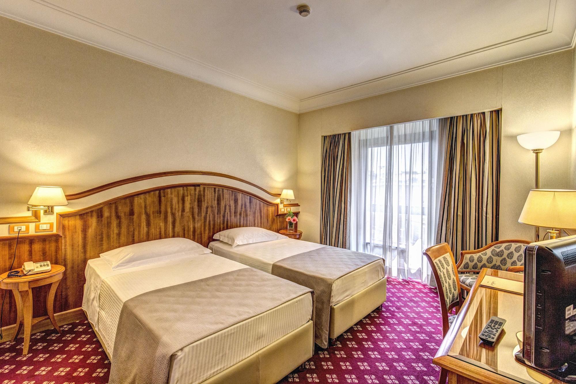 Hotel Art'otel Piazza Sallustio, Powered By Radisson 5*